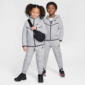 スマホ・タブレット・パソコン NIKE TECH FLEECE SET Nike Sportswear Tech Fleece 2 Parça Tam Boy Fermuarlı Küçük Çocuk